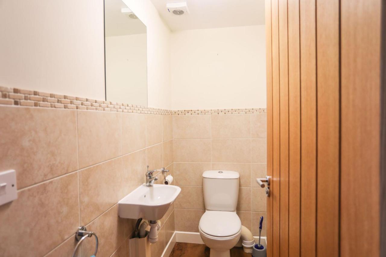 Drosgl Villa Llangefni Luaran gambar
