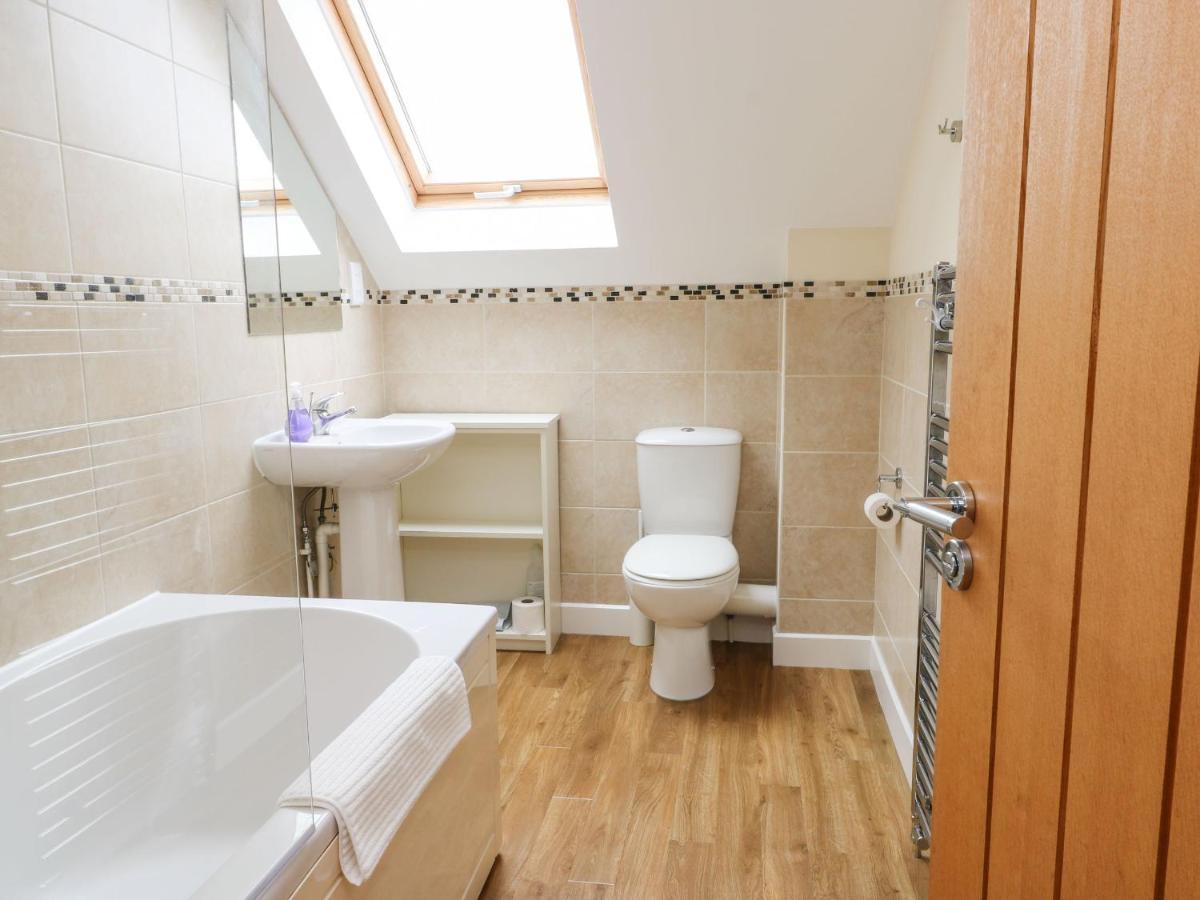 Drosgl Villa Llangefni Luaran gambar